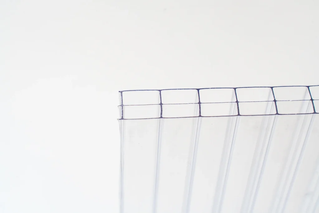 Corner detail of a clear Triple Wall polycarbonate sheet